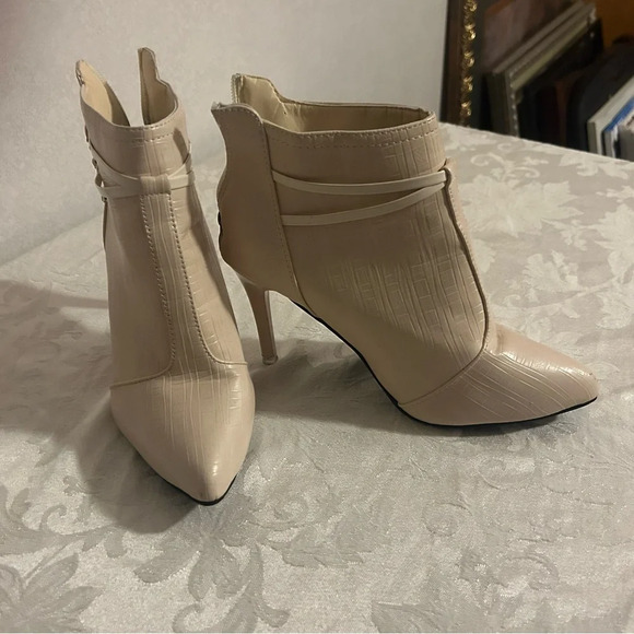 Women's Sexy Pointed Toe Stiletto Heels Ankle Boots Size 8/40 - Picture 4 of 9